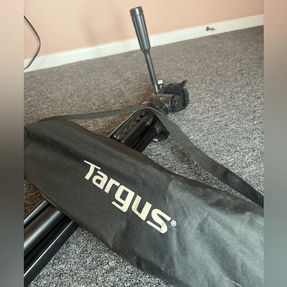 Targus Black Tripod for Cameras with Case
